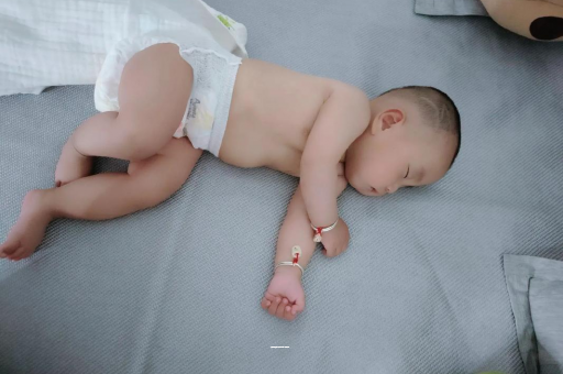 淮安4个月宝宝特点